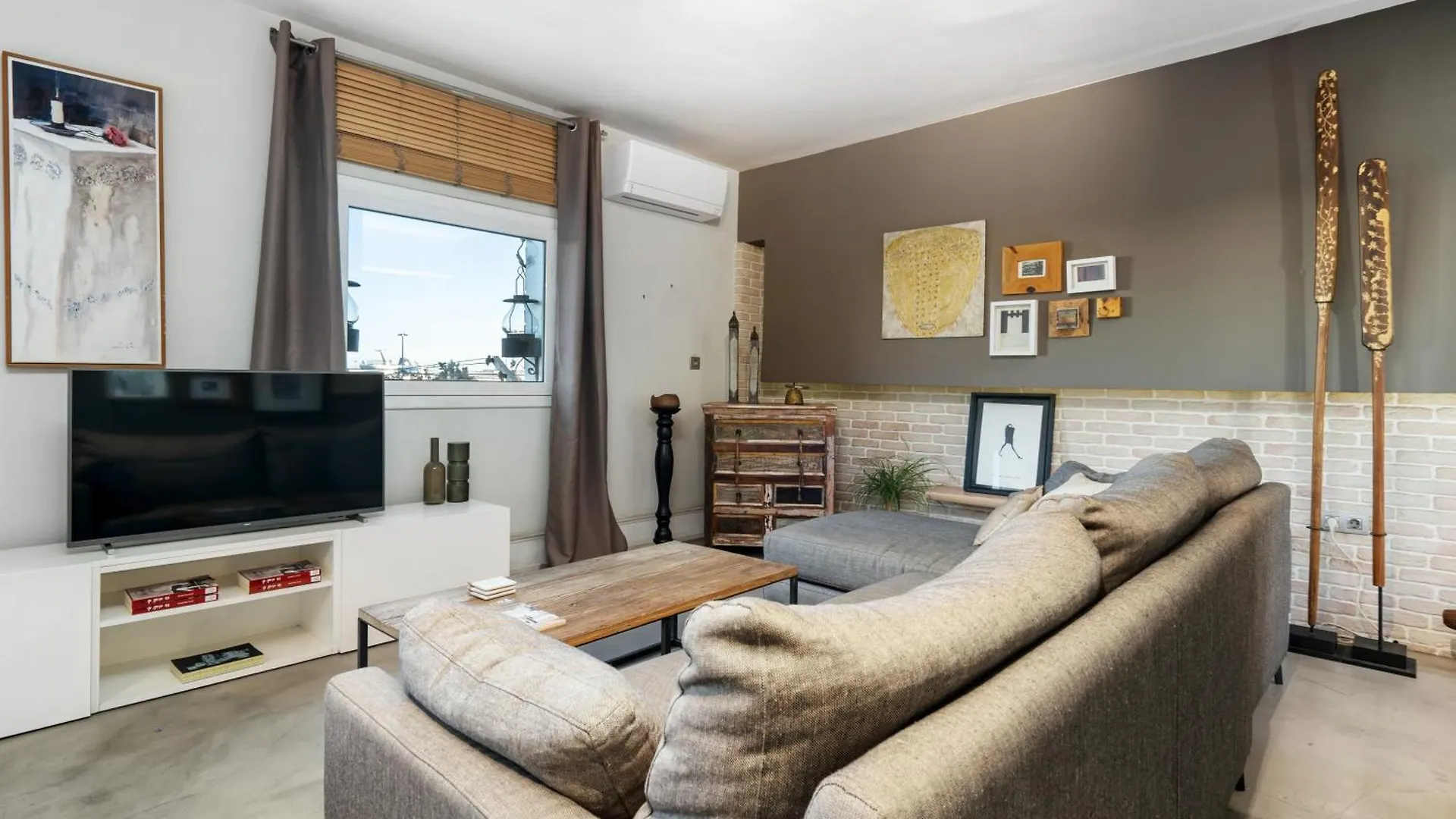 Bright Apartment Ferry Terminal & Las Ramblas Barcelona 0*,